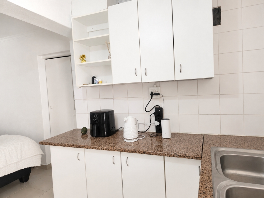 To Let 1 Bedroom Property for Rent in Doringkloof Gauteng