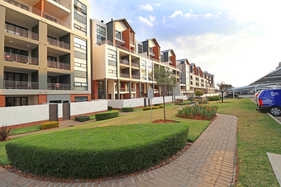2 Bedroom Property for Sale in Greenstone Hill Gauteng