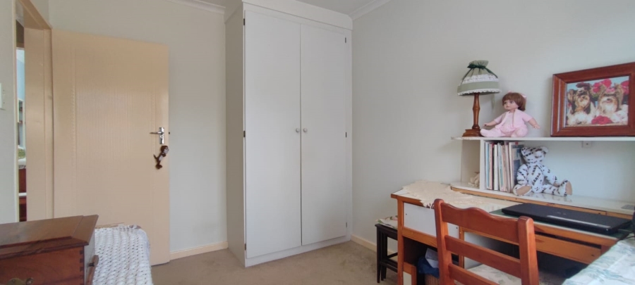 2 Bedroom Property for Sale in Rooihuiskraal North Gauteng