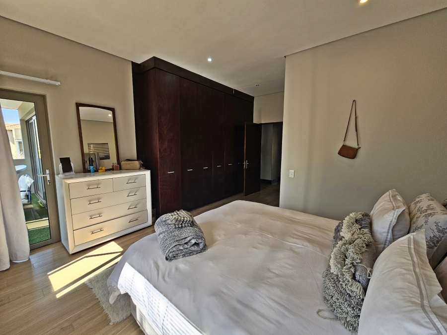To Let 2 Bedroom Property for Rent in Midstream Estate Gauteng
