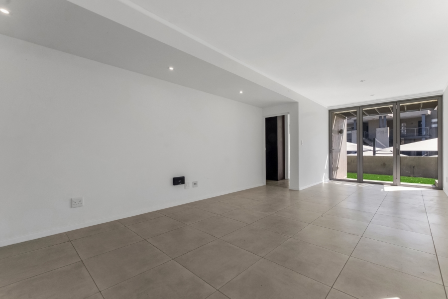 To Let 2 Bedroom Property for Rent in Hurlingham Gauteng