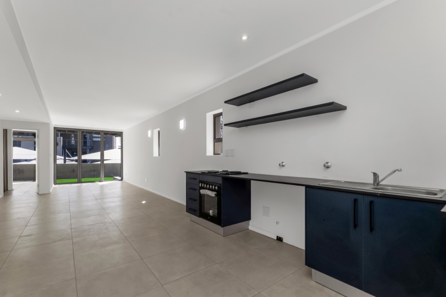 To Let 2 Bedroom Property for Rent in Hurlingham Gauteng