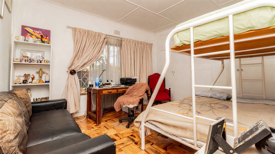 4 Bedroom Property for Sale in Raceview Gauteng