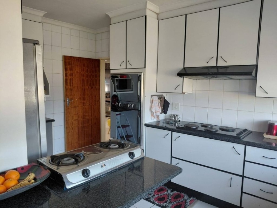 4 Bedroom Property for Sale in Eden Glen Gauteng