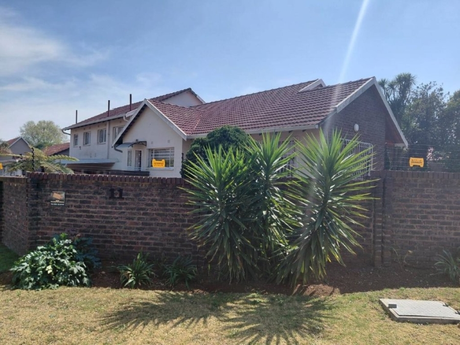 4 Bedroom Property for Sale in Eden Glen Gauteng