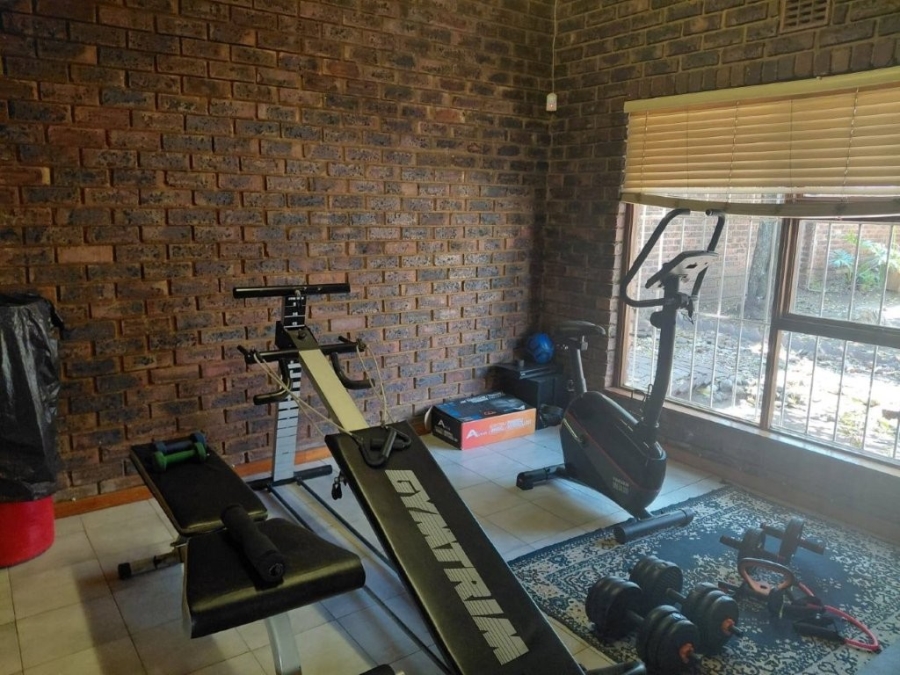 4 Bedroom Property for Sale in Eden Glen Gauteng