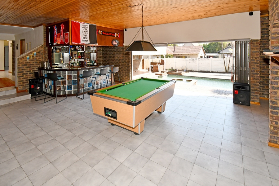 To Let 4 Bedroom Property for Rent in Eden Glen Gauteng