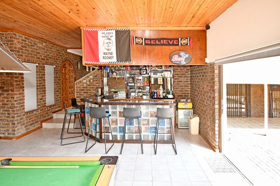 To Let 4 Bedroom Property for Rent in Eden Glen Gauteng