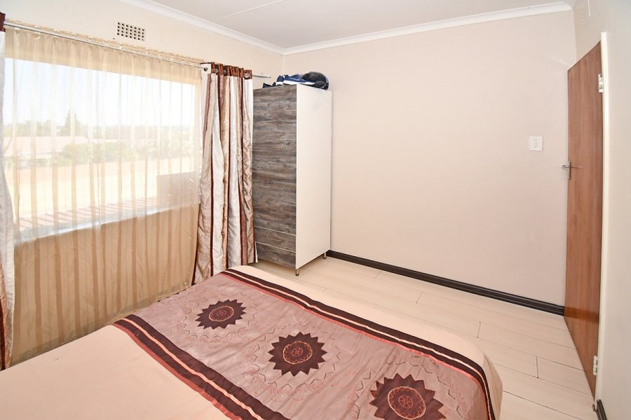 To Let 4 Bedroom Property for Rent in Eden Glen Gauteng