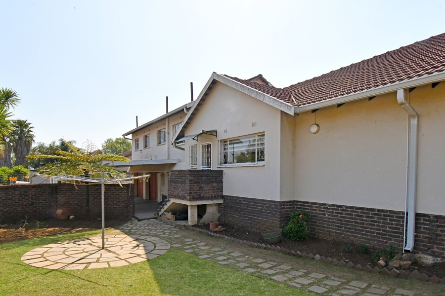 To Let 4 Bedroom Property for Rent in Eden Glen Gauteng