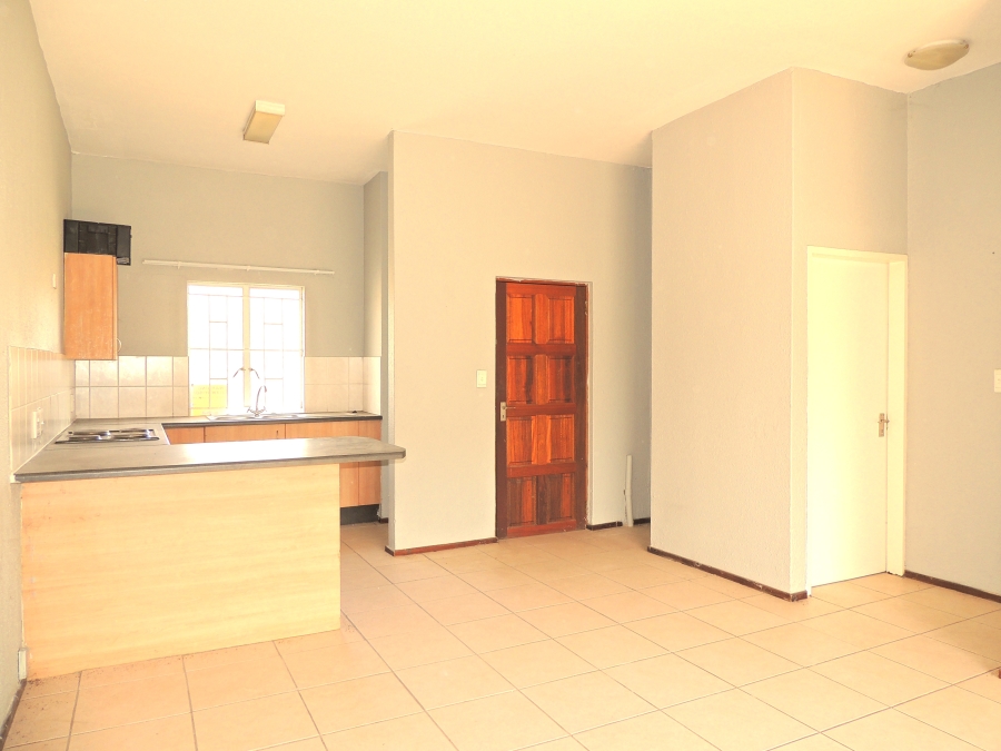 1 Bedroom Property for Sale in Willowbrook Gauteng
