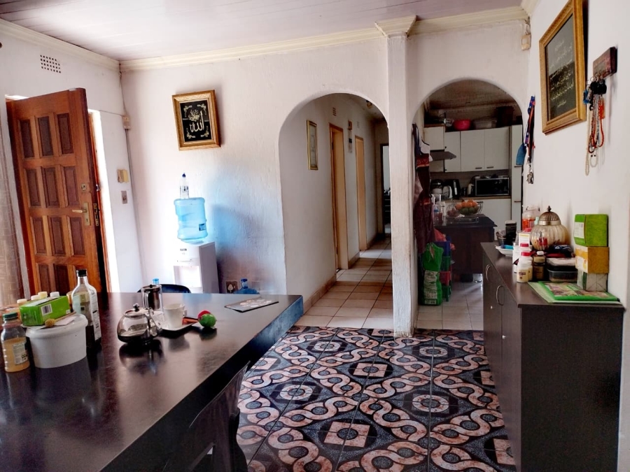 3 Bedroom Property for Sale in Brackendowns Gauteng
