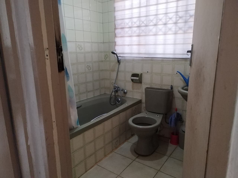 3 Bedroom Property for Sale in Brackendowns Gauteng