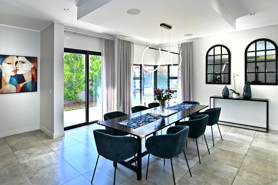 5 Bedroom Property for Sale in Waterfall Country Village Gauteng