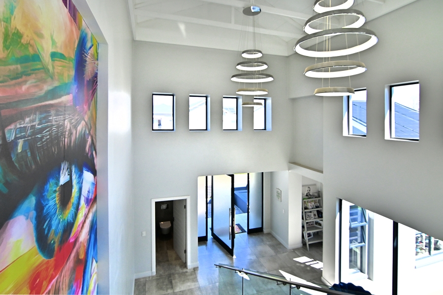 5 Bedroom Property for Sale in Waterfall Country Village Gauteng