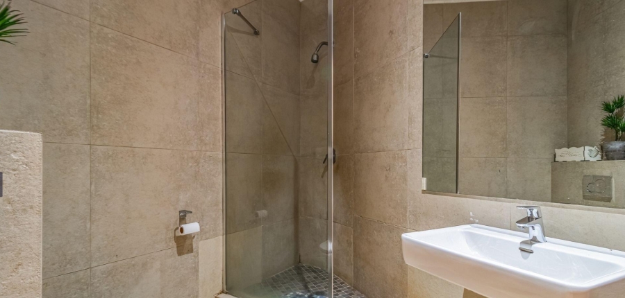 6 Bedroom Property for Sale in Bedfordview Gauteng
