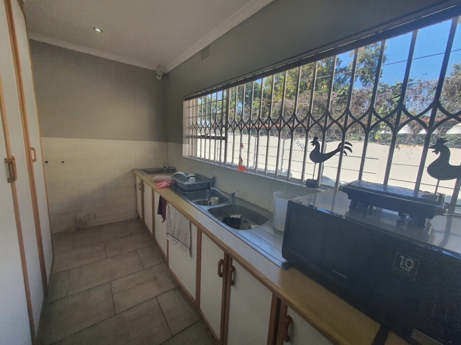Commercial Property for Sale in Brackenhurst Gauteng