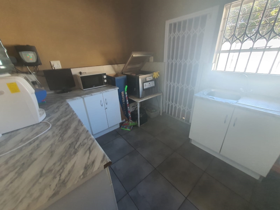 Commercial Property for Sale in Brackenhurst Gauteng