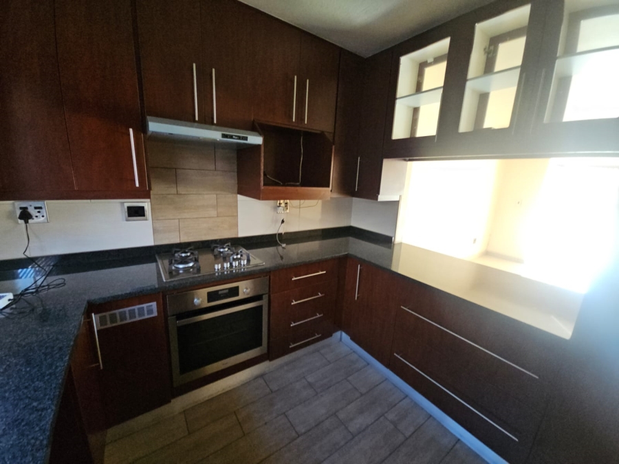 To Let 3 Bedroom Property for Rent in Lambton Gauteng