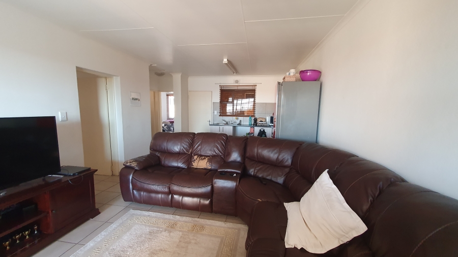 3 Bedroom Property for Sale in Albertsdal Gauteng