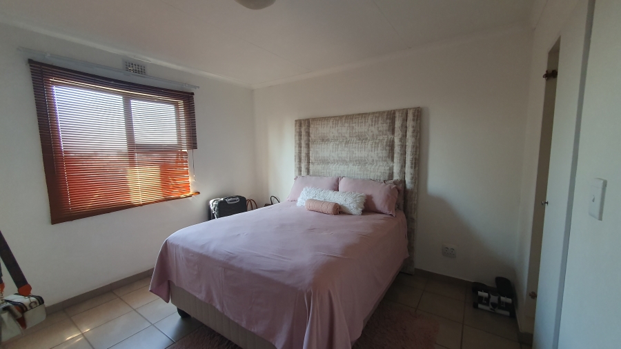 3 Bedroom Property for Sale in Albertsdal Gauteng