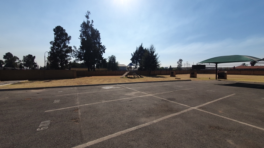 3 Bedroom Property for Sale in Albertsdal Gauteng