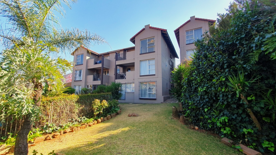 2 Bedroom Property for Sale in Bassonia Gauteng
