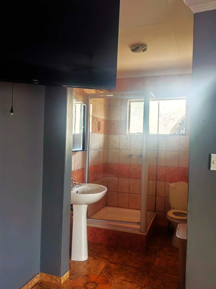 4 Bedroom Property for Sale in Brackendowns Gauteng