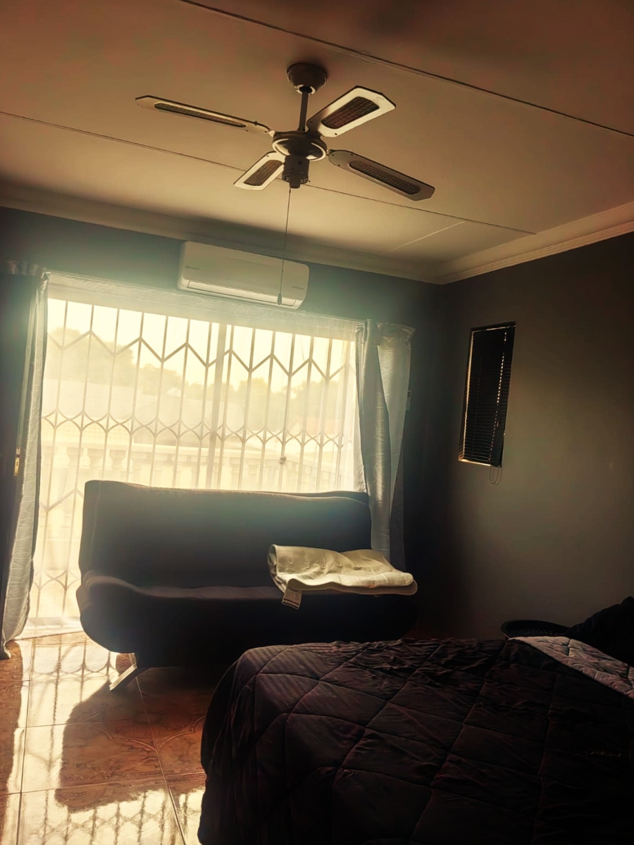 4 Bedroom Property for Sale in Brackendowns Gauteng