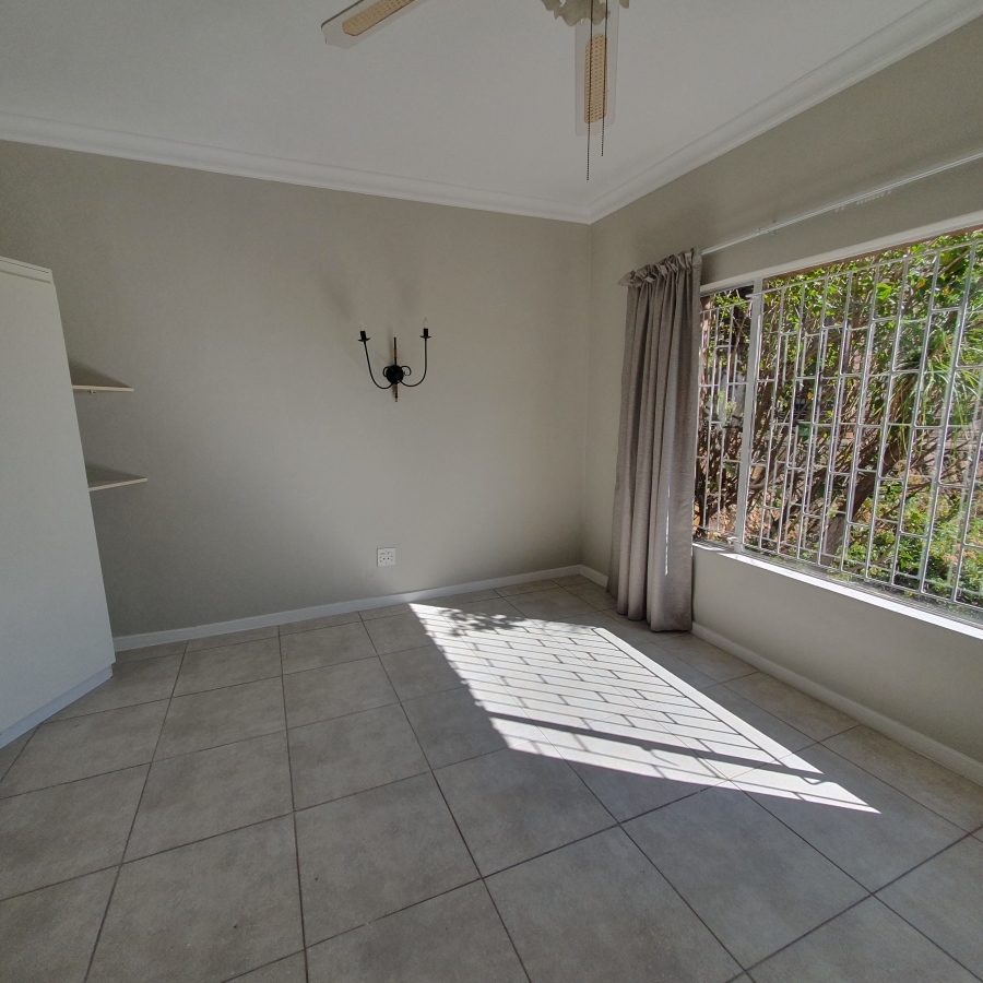 2 Bedroom Property for Sale in Oakdene Gauteng