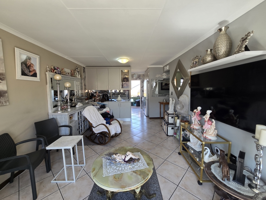 3 Bedroom Property for Sale in South Crest Gauteng