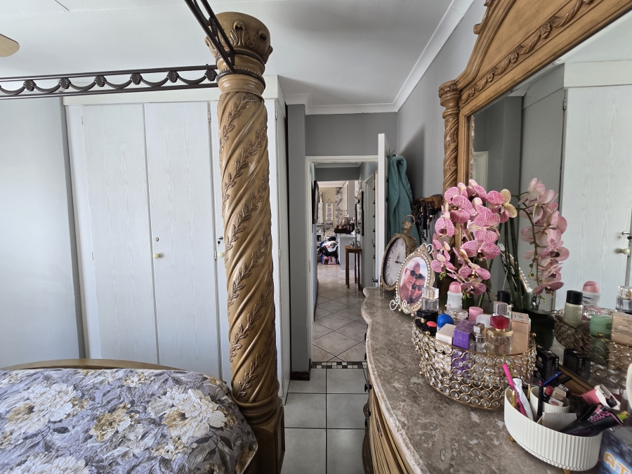 3 Bedroom Property for Sale in South Crest Gauteng