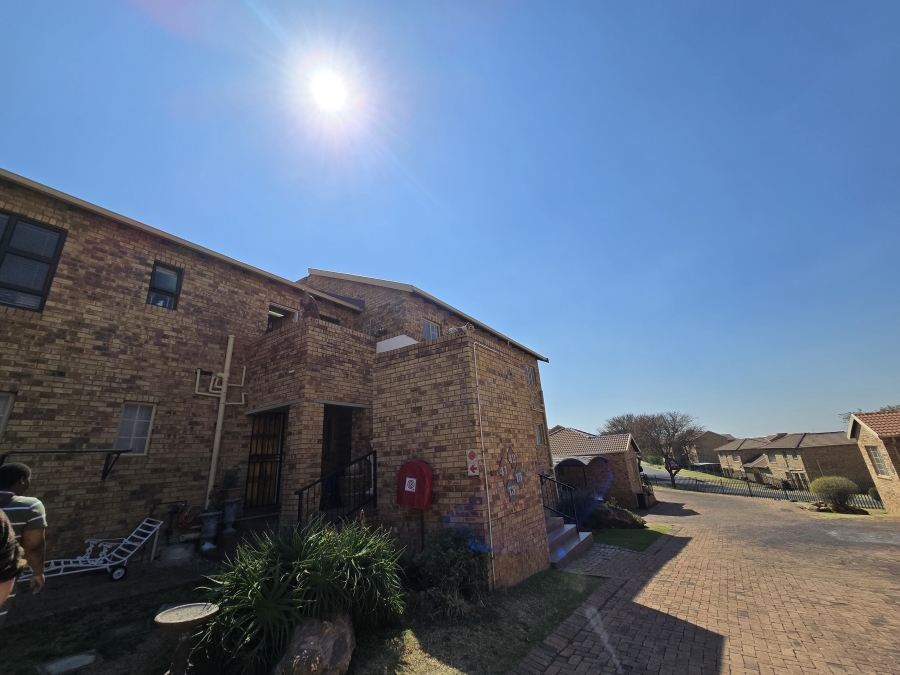 3 Bedroom Property for Sale in South Crest Gauteng