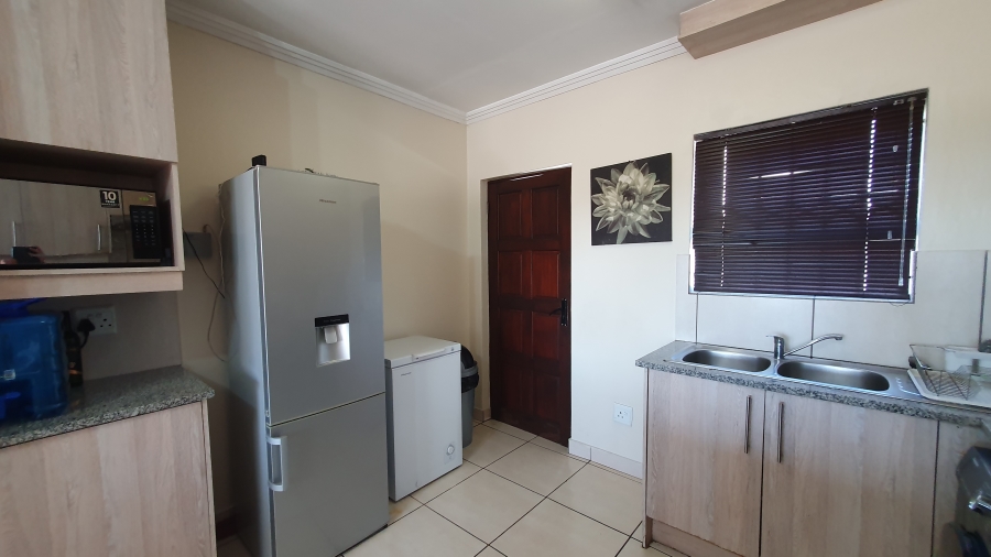 2 Bedroom Property for Sale in Mayberry Park Gauteng
