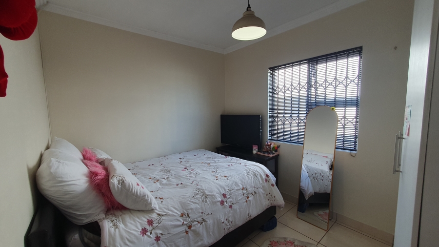 2 Bedroom Property for Sale in Mayberry Park Gauteng