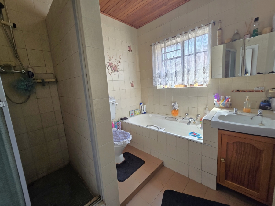 3 Bedroom Property for Sale in The Hill Gauteng