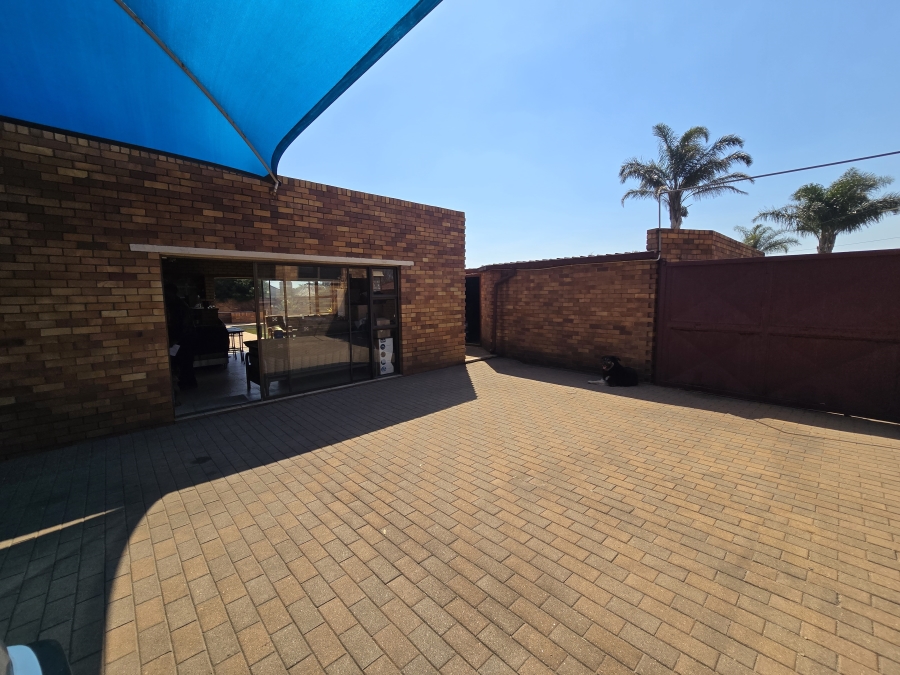 3 Bedroom Property for Sale in The Hill Gauteng