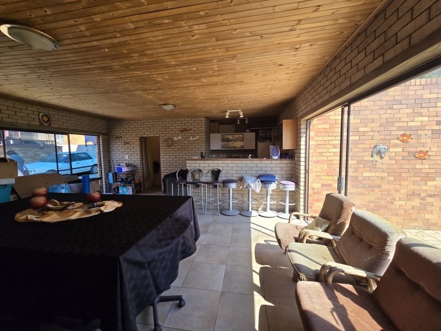 3 Bedroom Property for Sale in The Hill Gauteng