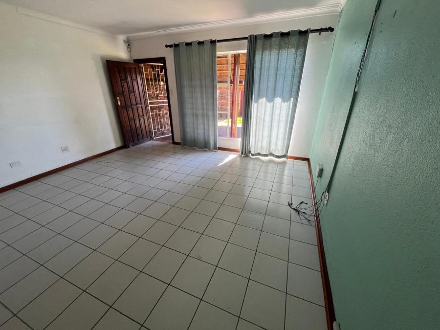 2 Bedroom Property for Sale in Mayberry Park Gauteng