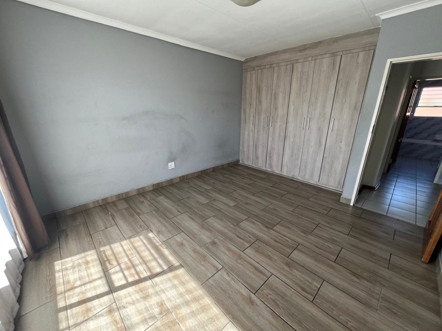 2 Bedroom Property for Sale in Mayberry Park Gauteng