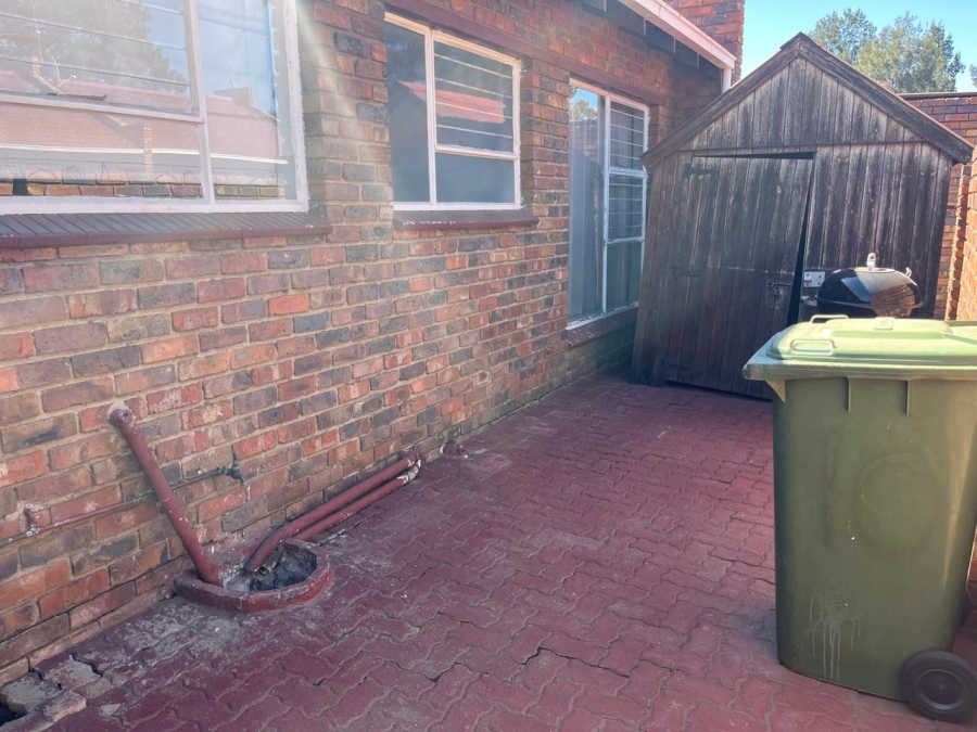 2 Bedroom Property for Sale in Mayberry Park Gauteng