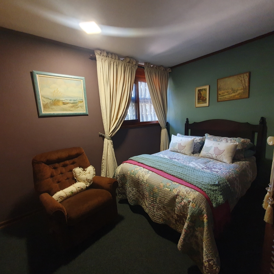 4 Bedroom Property for Sale in Parkhill Gardens Gauteng