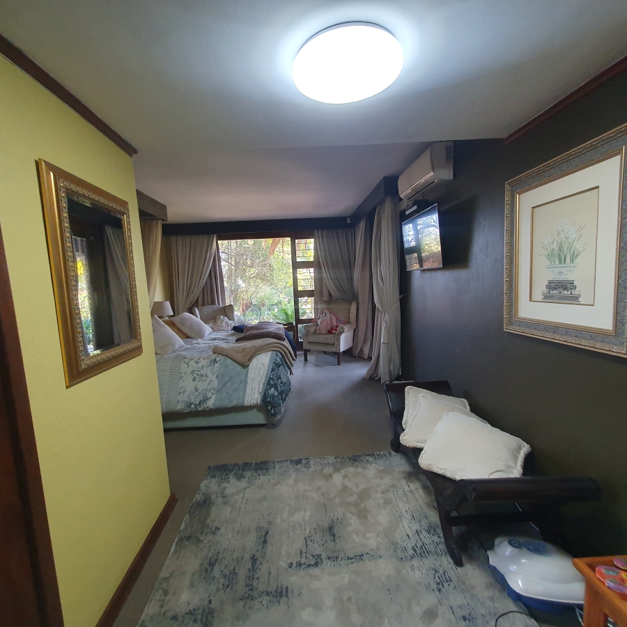 4 Bedroom Property for Sale in Parkhill Gardens Gauteng