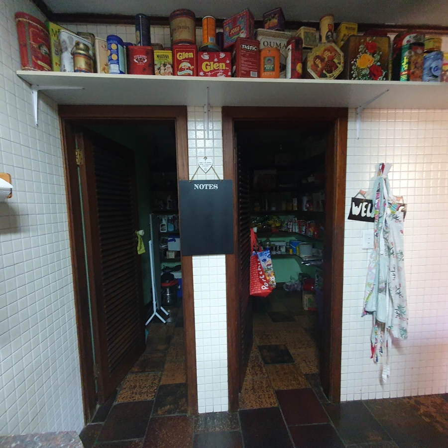 4 Bedroom Property for Sale in Parkhill Gardens Gauteng