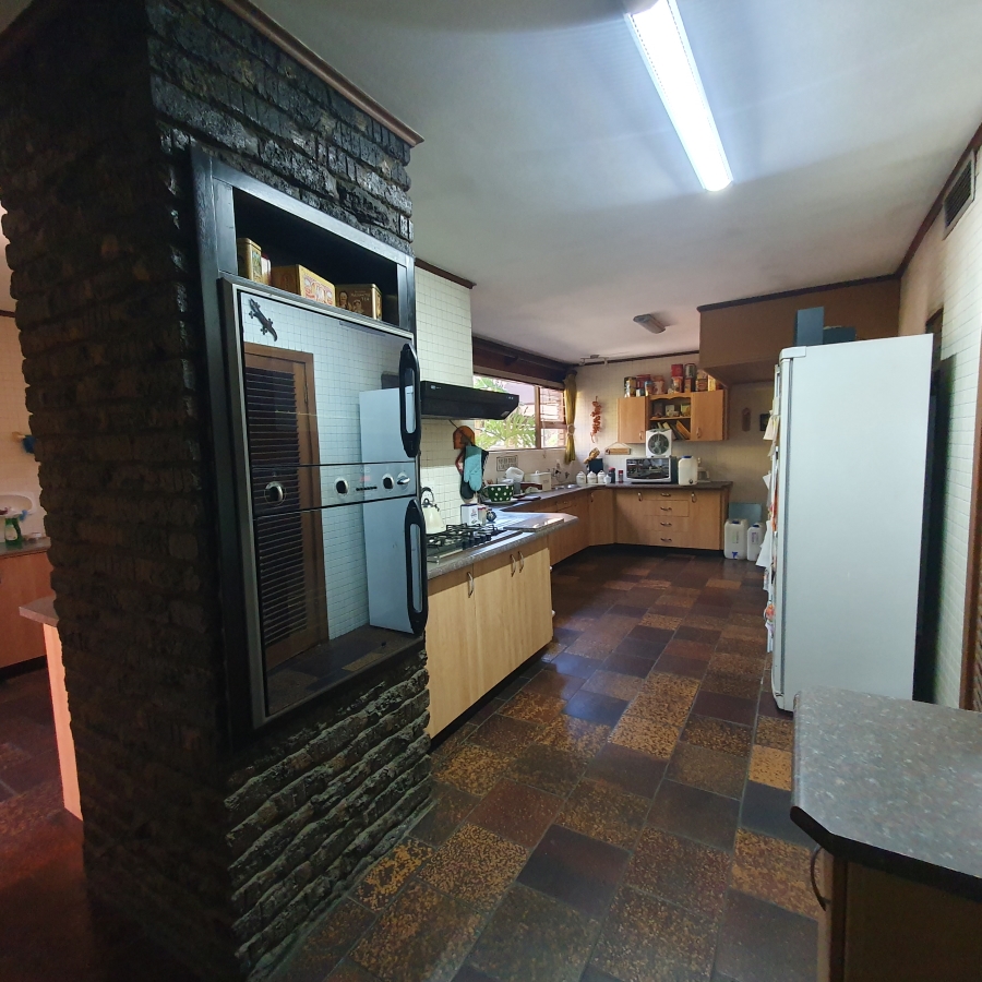 4 Bedroom Property for Sale in Parkhill Gardens Gauteng