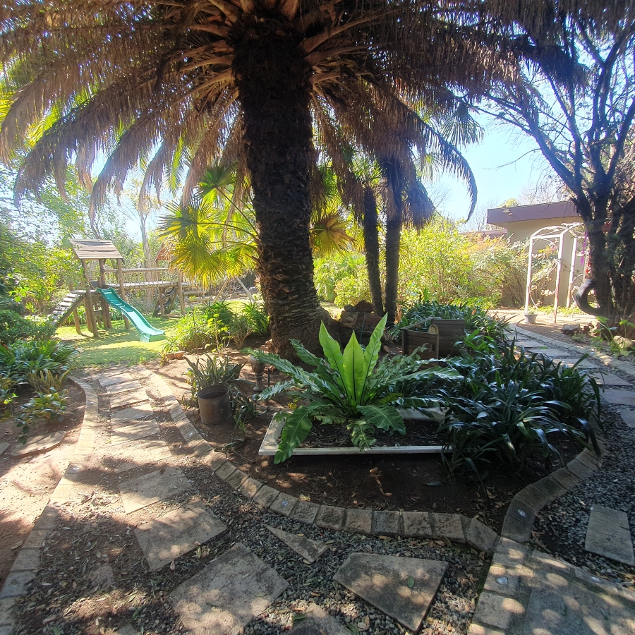 4 Bedroom Property for Sale in Parkhill Gardens Gauteng