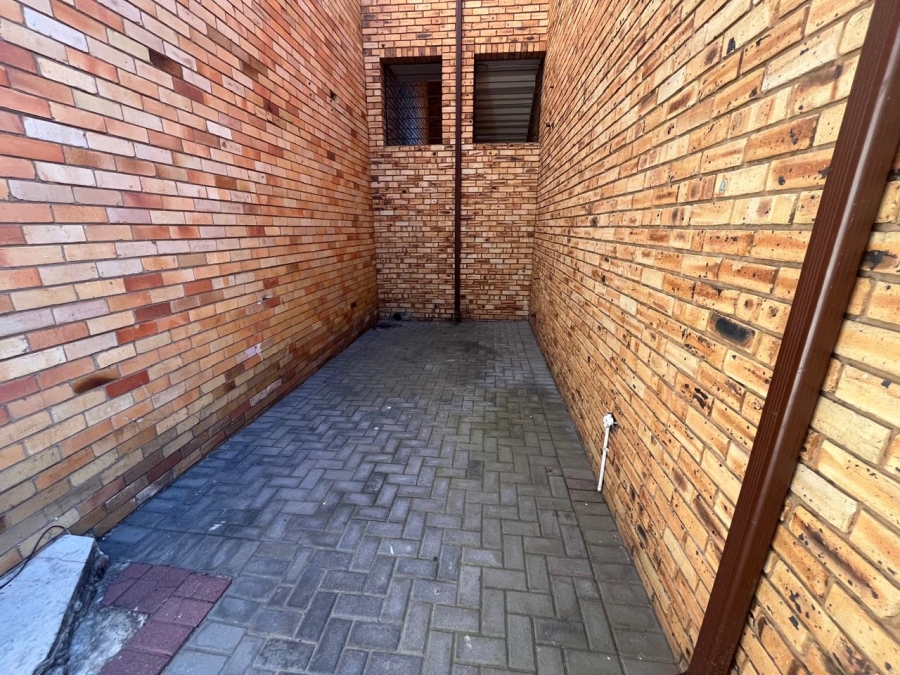 2 Bedroom Property for Sale in Alberton North Gauteng