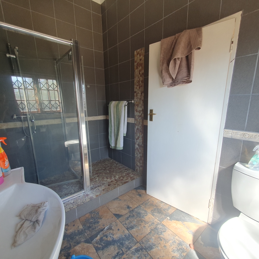3 Bedroom Property for Sale in Klippoortje Gauteng