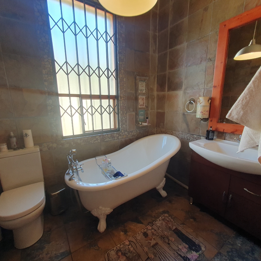 3 Bedroom Property for Sale in Klippoortje Gauteng