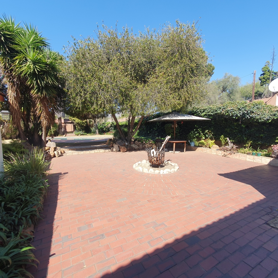 3 Bedroom Property for Sale in Klippoortje Gauteng